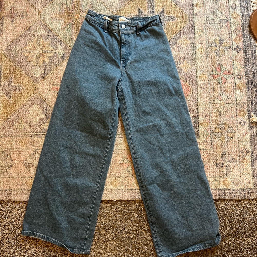 Universal Women's Blue Jeans
